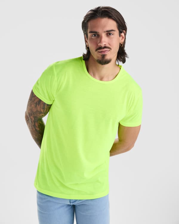 AKITA-Camiseta