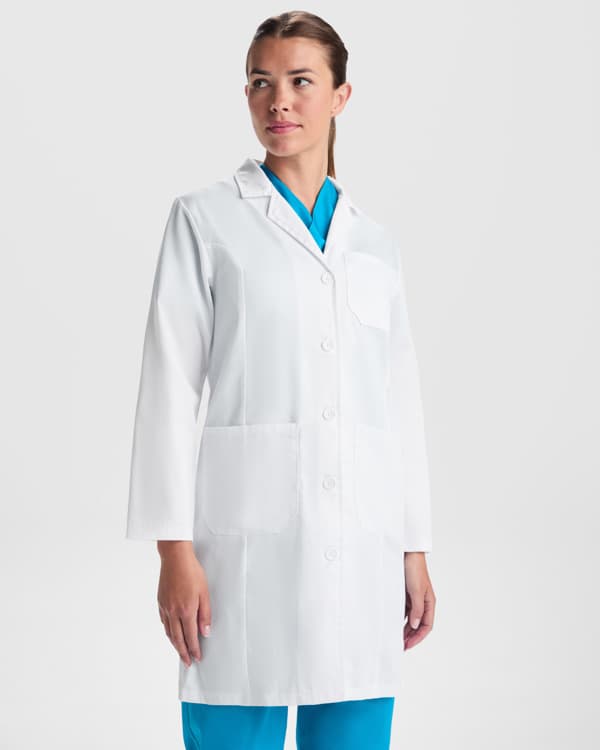 VACCINE WOMAN-Bata dona